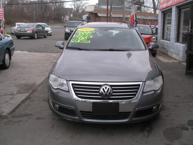 2007 Volkswagen Passat Wagon 4dr Auto 2.0T FWD, available for sale in New Haven, Connecticut | Performance Auto Sales LLC. New Haven, Connecticut