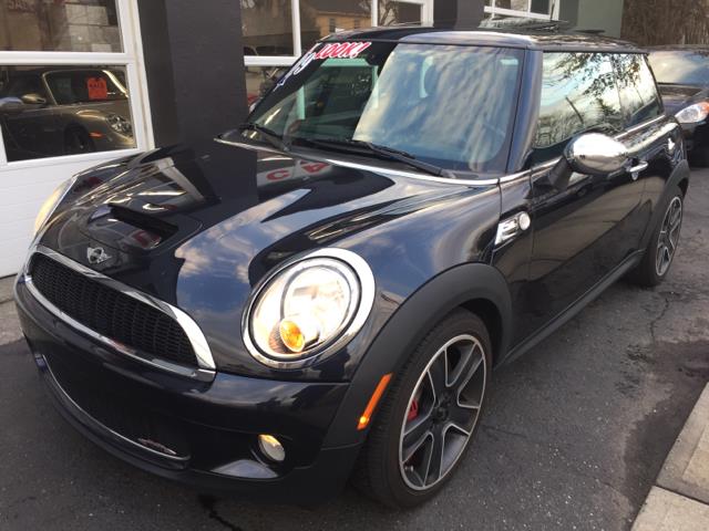 2009 MINI Cooper Hardtop 2dr Cpe John Cooper Works, available for sale in Milford, Connecticut | Village Auto Sales. Milford, Connecticut
