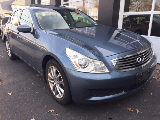 2009 Infiniti G37 Sedan 4dr x AWD, available for sale in Milford, Connecticut | Village Auto Sales. Milford, Connecticut