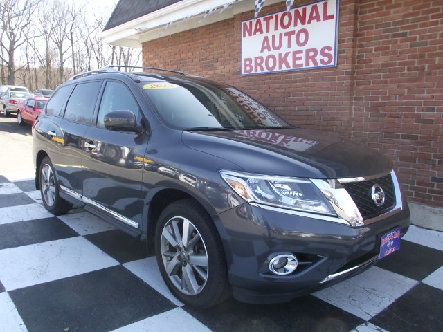 2013 Nissan Pathfinder 4WD 4dr Platinum, available for sale in Waterbury, Connecticut | National Auto Brokers, Inc.. Waterbury, Connecticut