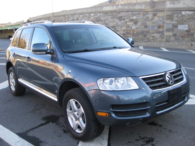 2007 Volkswagen Touareg 4dr V6, available for sale in Brooklyn, New York | NY Auto Auction. Brooklyn, New York