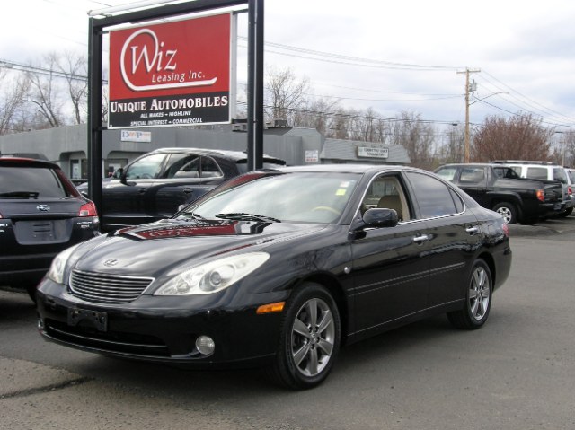 2006 Lexus ES 330 4dr Sdn, available for sale in Stratford, Connecticut | Wiz Leasing Inc. Stratford, Connecticut