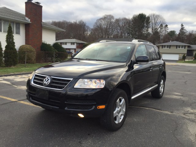 2007 Volkswagen Touareg 4dr V6, available for sale in Waterbury, Connecticut | Platinum Auto Care. Waterbury, Connecticut