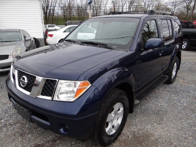 2007 Nissan Pathfinder 4WD 4dr SE, available for sale in West Babylon, New York | SGM Auto Sales. West Babylon, New York