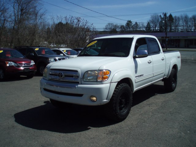 2004 Toyota Tundra DoubleCab V8 SR5 4WD, available for sale in Manchester, Connecticut | Vernon Auto Sale & Service. Manchester, Connecticut
