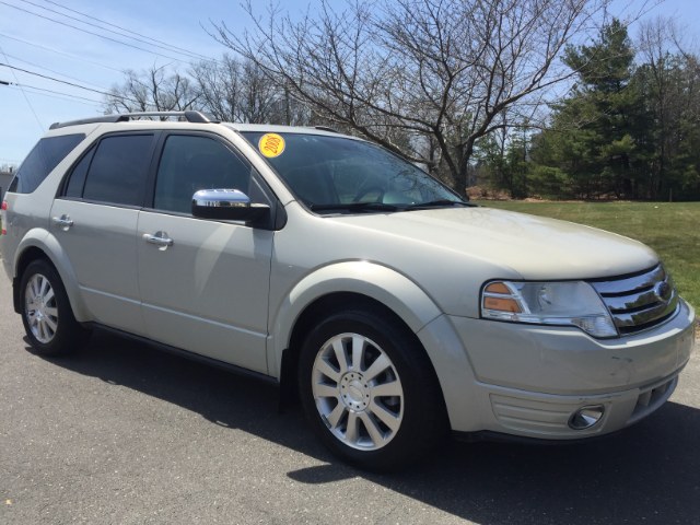2008 Ford Taurus X 4dr Wgn Limited AWD, available for sale in Agawam, Massachusetts | Malkoon Motors. Agawam, Massachusetts