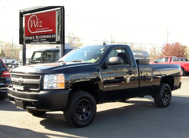 2008 Chevrolet Silverado 1500 2WD Reg Cab 119.0" Work Truck, available for sale in Stratford, Connecticut | Wiz Leasing Inc. Stratford, Connecticut