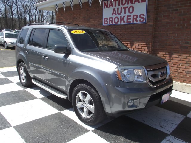 2009 Honda Pilot 4WD 4dr EX-L w/RES, available for sale in Waterbury, Connecticut | National Auto Brokers, Inc.. Waterbury, Connecticut