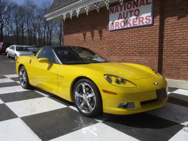 2010 Chevrolet Corvette 2dr Cpe w/1LT, available for sale in Waterbury, Connecticut | National Auto Brokers, Inc.. Waterbury, Connecticut
