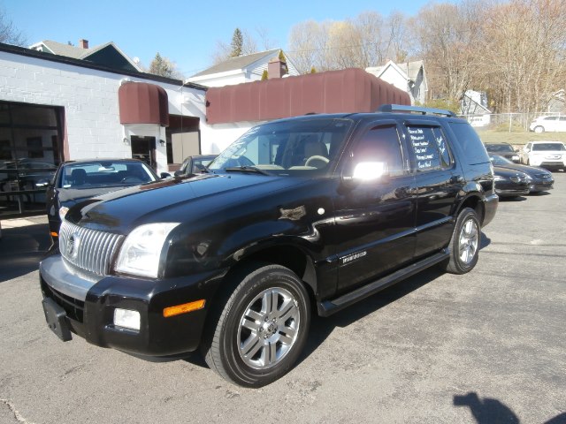 2007 Mercury Mountaineer AWD 4dr V8 Premier, available for sale in Waterbury, Connecticut | Jim Juliani Motors. Waterbury, Connecticut