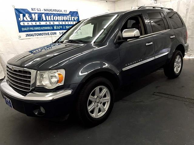 2007 Chrysler Aspen 4wd 4d Wagon Limited, available for sale in Naugatuck, Connecticut | J&M Automotive Sls&Svc LLC. Naugatuck, Connecticut