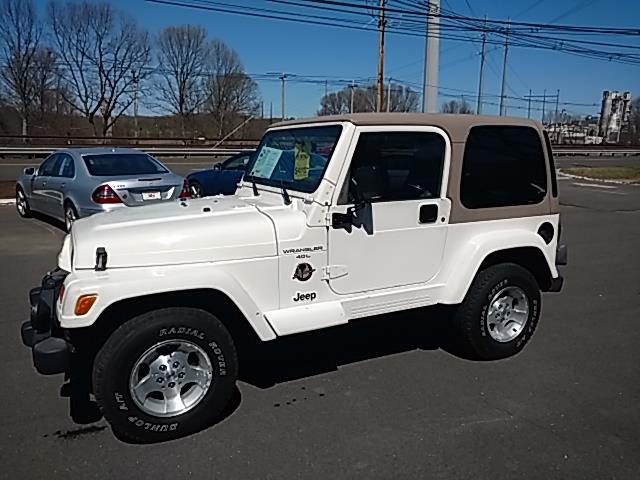 2000 Jeep Wrangler 2dr Sahara, available for sale in Wallingford, Connecticut | Vertucci Automotive Inc. Wallingford, Connecticut