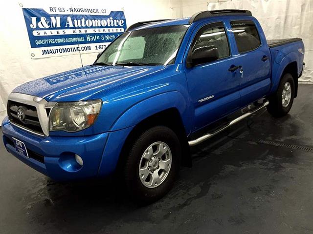 2010 Toyota Tacoma 4wd D-Cab Short Bed Auto, available for sale in Naugatuck, Connecticut | J&M Automotive Sls&Svc LLC. Naugatuck, Connecticut
