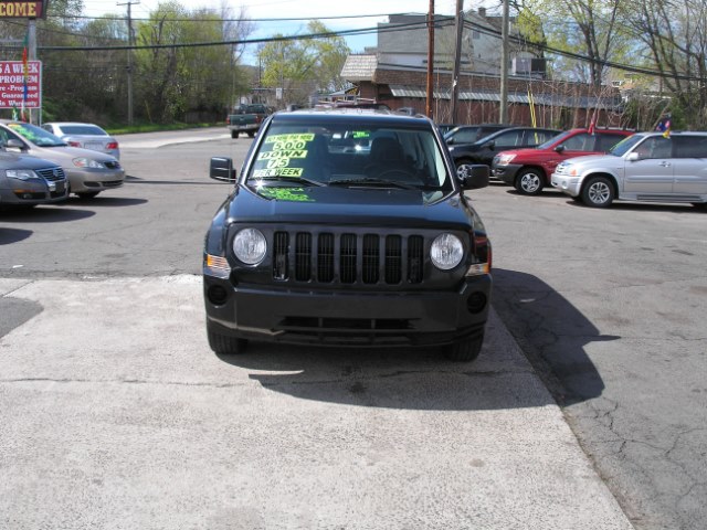 2008 Jeep Patriot 4WD 4dr Sport, available for sale in New Haven, Connecticut | Performance Auto Sales LLC. New Haven, Connecticut 2008 Jeep Patriot 4WD 4dr Sport, available for sale in New Haven, Connecticut | Performance Auto Sales LLC. New Haven, Connecticut