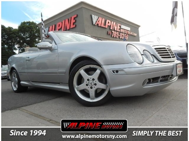 2003 Mercedes-Benz CLK-Class 2dr Cabriolet 4.3L, available for sale in Wantagh, New York | Alpine Motors Inc. Wantagh, New York