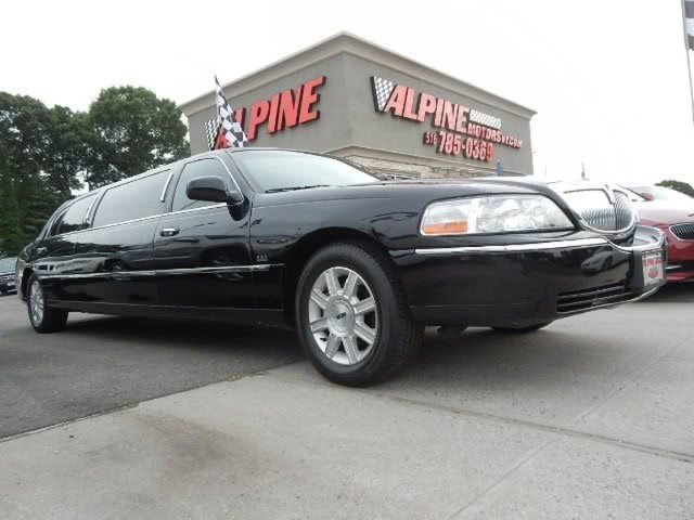 2011 Lincoln Town Car 4dr Sdn Executive L w/Livery P, available for sale in Wantagh, New York | Alpine Motors Inc. Wantagh, New York