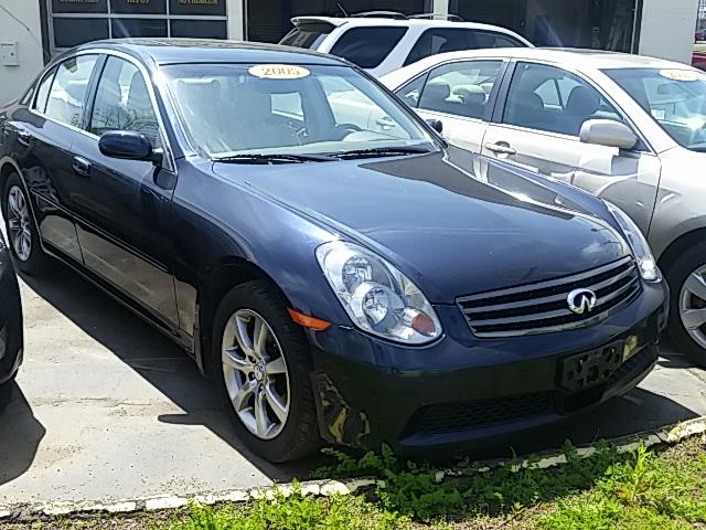 2005 Infiniti G35 Sedan G35x 4dr Sdn AWD Auto, available for sale in West Hartford, Connecticut | Chadrad Motors llc. West Hartford, Connecticut