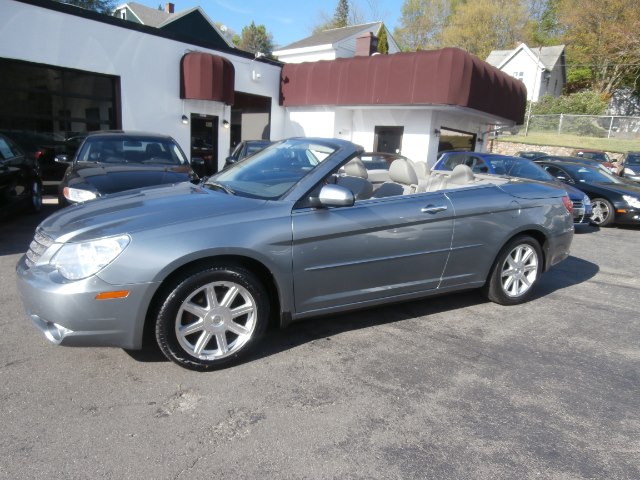 2008 Chrysler Sebring 2dr Conv Limited FWD, available for sale in Waterbury, Connecticut | Jim Juliani Motors. Waterbury, Connecticut