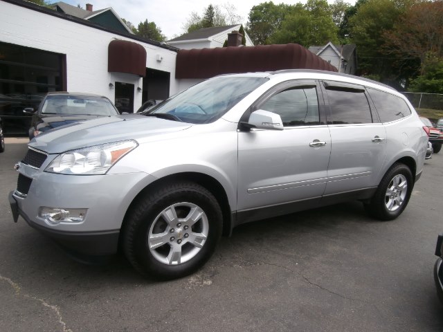 2012 Chevrolet Traverse AWD 4dr LT w/1LT, available for sale in Waterbury, Connecticut | Jim Juliani Motors. Waterbury, Connecticut
