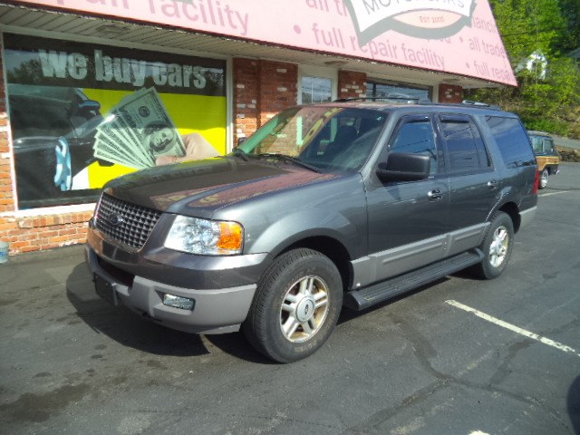 2003 Ford Expedition 5.4L XLT Popular 4WD, available for sale in Naugatuck, Connecticut | Riverside Motorcars, LLC. Naugatuck, Connecticut