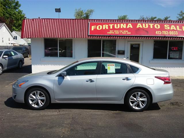 2013 Nissan Altima 4dr Sdn I4 2.5 Sv, available for sale in Springfield, Massachusetts | Fortuna Auto Sales Inc.. Springfield, Massachusetts