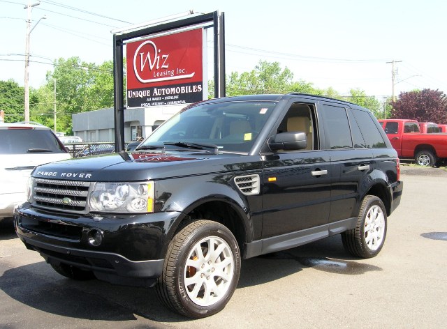 2008 Land Rover Range Rover Sport 4WD 4dr HSE, available for sale in Stratford, Connecticut | Wiz Leasing Inc. Stratford, Connecticut