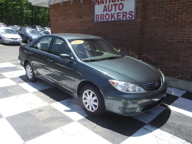 2005 Toyota Camry 4dr Sdn LE Auto (Natl), available for sale in Waterbury, Connecticut | National Auto Brokers, Inc.. Waterbury, Connecticut