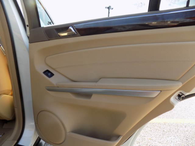2011 Mercedes-Benz M-Class 4MATIC 4dr ML350, available for sale in Massapequa, New York | South Shore Auto Brokers & Sales. Massapequa, New York 2011 Mercedes-Benz M-Class 4MATIC 4dr ML350, available for sale in Massapequa, New York | South Shore Auto Brokers & Sales. Massapequa, New York