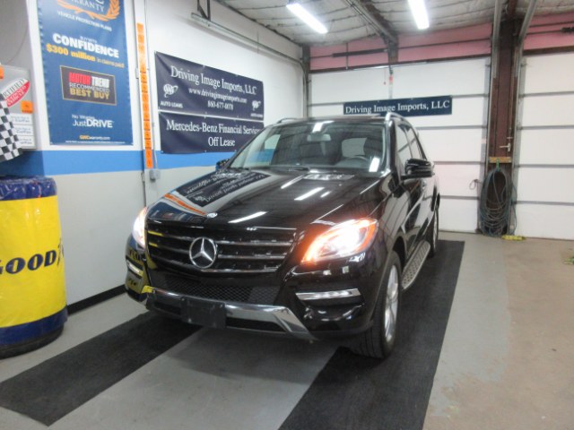 2013 Mercedes-Benz M-Class 4MATIC 4dr ML350, available for sale in Farmington, Connecticut | Driving Image Imports LLC. Farmington, Connecticut