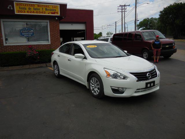 2013 Nissan Altima 2.5 S, available for sale in New Haven, Connecticut | Boulevard Motors LLC. New Haven, Connecticut