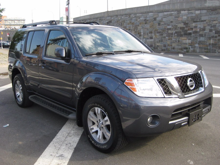 2010 Nissan Pathfinder SE, available for sale in Brooklyn, New York | NY Auto Auction. Brooklyn, New York