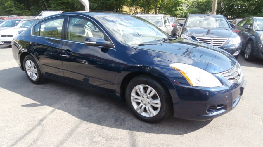 2010 Nissan Altima 4dr Sdn I4 CVT 2.5 SL, available for sale in Waterbury, Connecticut | Jim Juliani Motors. Waterbury, Connecticut