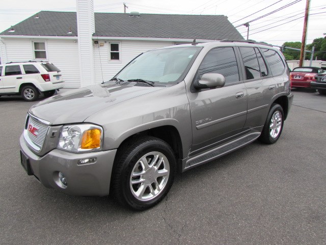 2008 GMC Envoy 4WD 4dr Denali, available for sale in Milford, Connecticut | Chip's Auto Sales Inc. Milford, Connecticut
