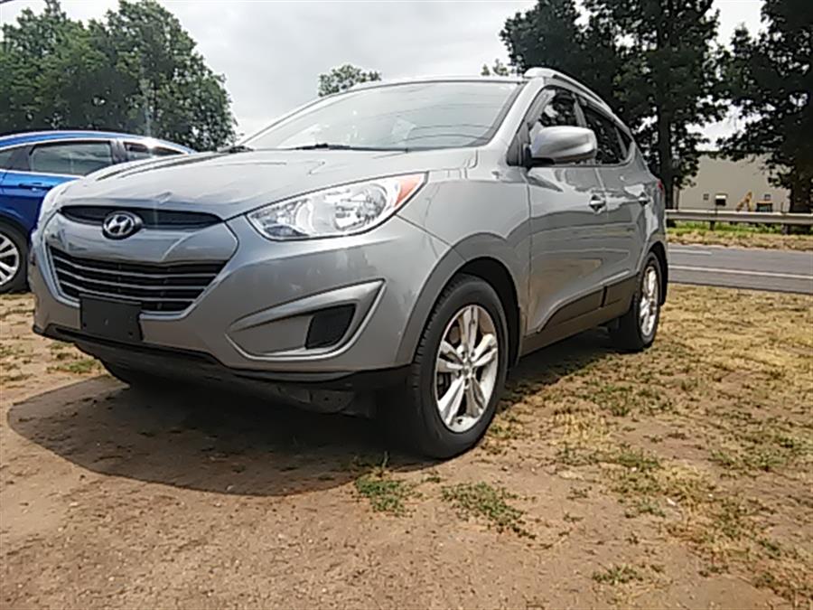 2010 Hyundai Tucson gls, available for sale in S.Windsor, Connecticut | Empire Auto Wholesalers. S.Windsor, Connecticut
