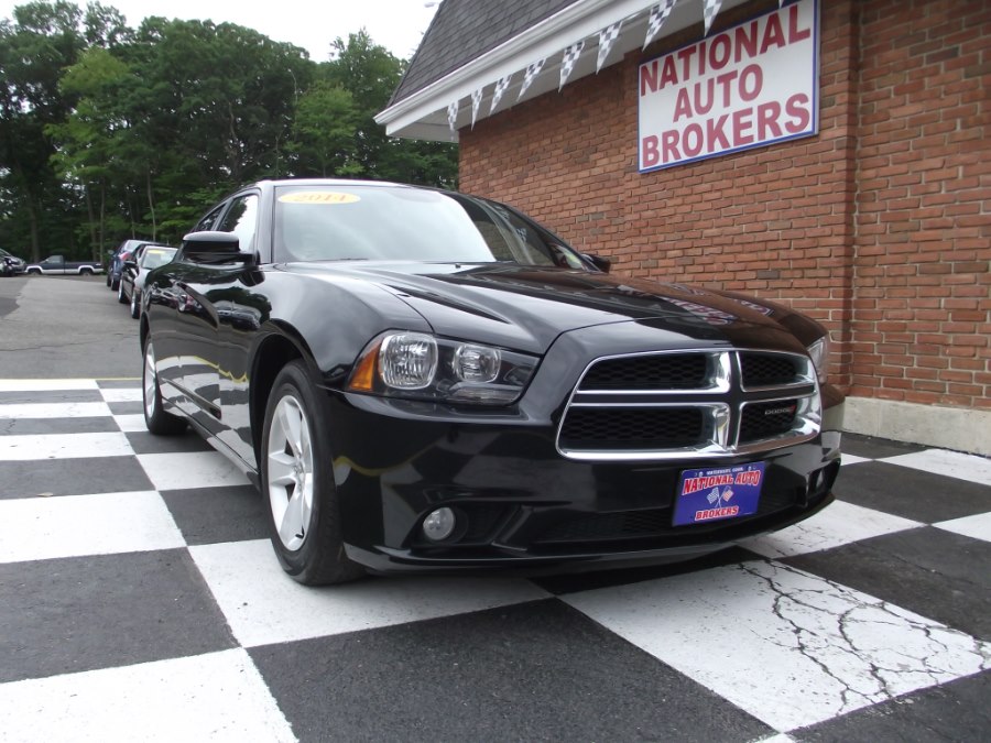 2014 Dodge Charger 4dr Sdn SXT, available for sale in Waterbury, Connecticut | National Auto Brokers, Inc.. Waterbury, Connecticut