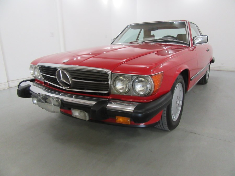 1988 Mercedes-Benz 560 Series 2dr Roadster 560SL, available for sale in Danbury, Connecticut | Performance Imports. Danbury, Connecticut