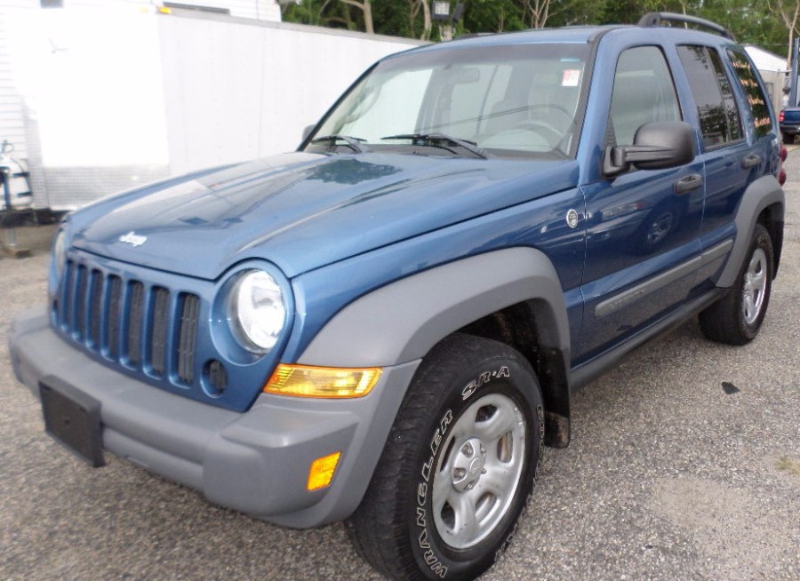 2005 Jeep Liberty 4dr Sport 4WD, available for sale in Patchogue, New York | Romaxx Truxx. Patchogue, New York