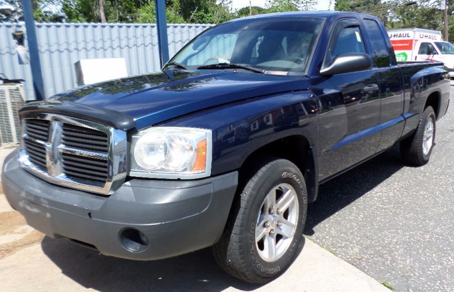 2007 Dodge Dakota 2WD Club Cab 131" ST, available for sale in Patchogue, New York | Romaxx Truxx. Patchogue, New York