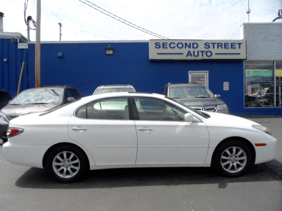 2002 Lexus Es 300 LUXURY PKG LEATHER MOONROOF, available for sale in Manchester, New Hampshire | Second Street Auto Sales Inc. Manchester, New Hampshire