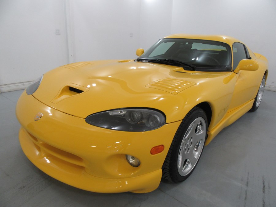 2002 Dodge Viper 2dr GTS Coupe, available for sale in Danbury, Connecticut | Performance Imports. Danbury, Connecticut