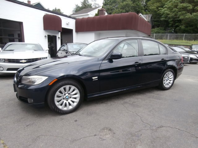 2009 BMW 3 Series 4dr Sdn 328i xDrive AWD SULEV, available for sale in Waterbury, Connecticut | Jim Juliani Motors. Waterbury, Connecticut
