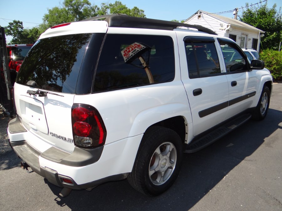 2004 Chevrolet TrailBlazer 4dr 4WD EXT LS, available for sale in West Babylon, New York | SGM Auto Sales. West Babylon, New York