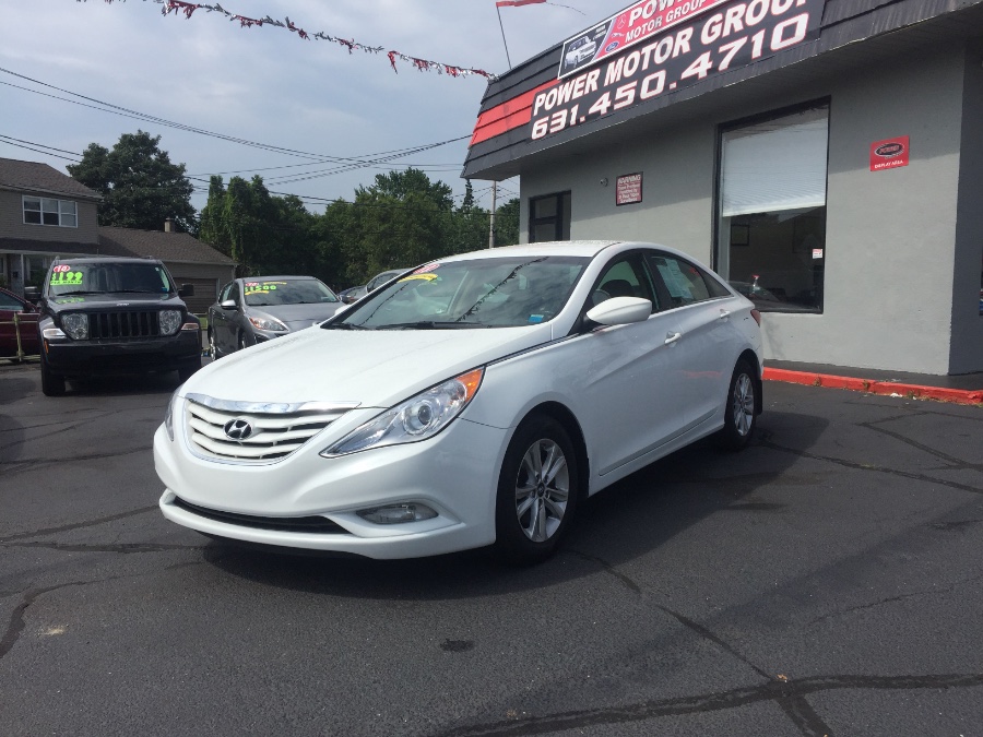 2013 Hyundai Sonata 4dr Sdn 2.4L Auto Limited PZEV, available for sale in Lindenhurst, New York | Power Motor Group. Lindenhurst, New York