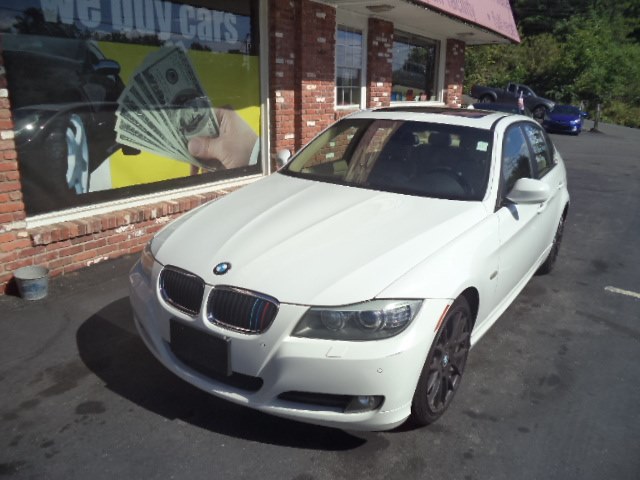 2009 BMW 3 Series 4dr Sdn 328i xDrive AWD, available for sale in Naugatuck, Connecticut | Riverside Motorcars, LLC. Naugatuck, Connecticut