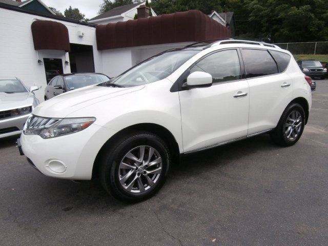 2009 Nissan Murano AWD 4dr LE, available for sale in Waterbury, Connecticut | Jim Juliani Motors. Waterbury, Connecticut