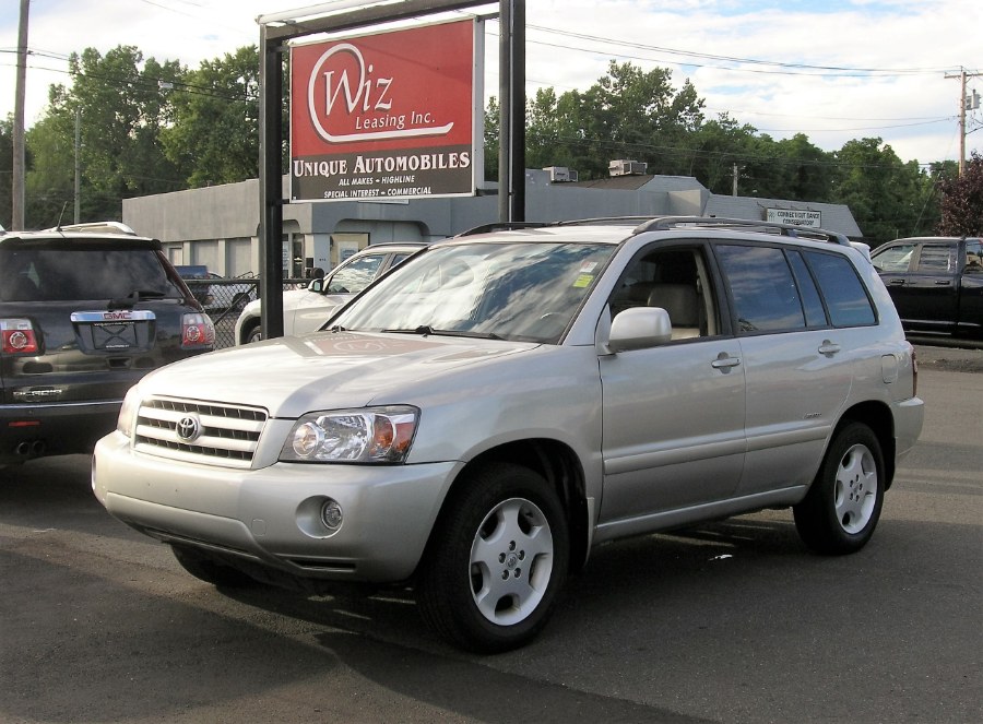 2007 Toyota Highlander LS, available for sale in Stratford, Connecticut | Wiz Leasing Inc. Stratford, Connecticut
