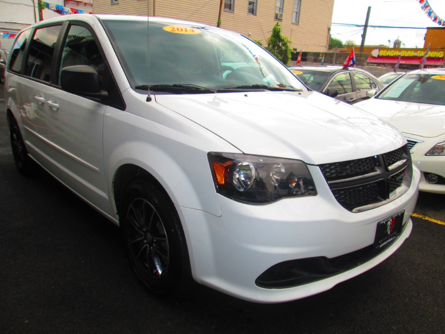 2014 Dodge Grand Caravan 4dr Wgn SE 30th Anniversary, available for sale in Middle Village, New York | Road Masters II INC. Middle Village, New York