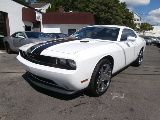 2011 Dodge Challenger 2dr Cpe, available for sale in Waterbury, Connecticut | Jim Juliani Motors. Waterbury, Connecticut