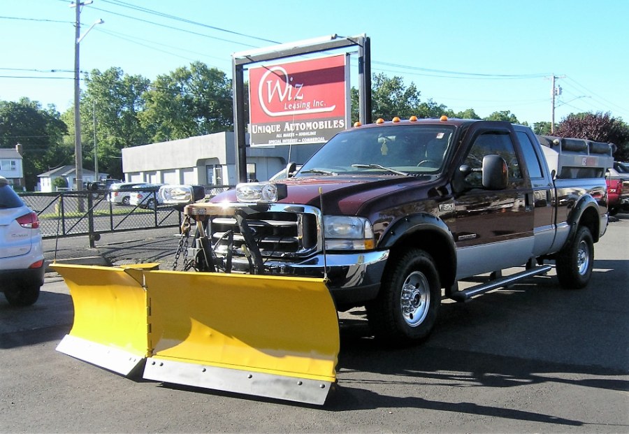 2004 Ford Super Duty F-350 SRW XLT, available for sale in Stratford, Connecticut | Wiz Leasing Inc. Stratford, Connecticut