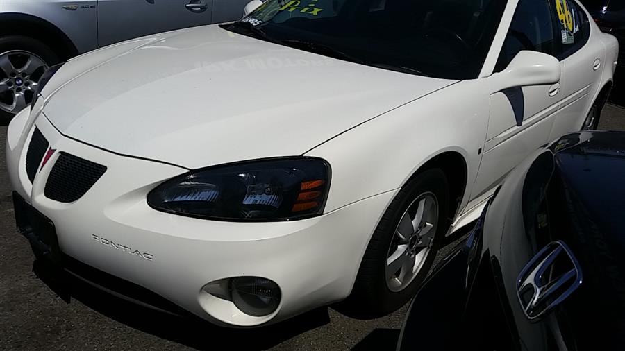 2006 Pontiac Grand Prix 4dr Sdn, available for sale in Bronx, New York | New York Motors Group Solutions LLC. Bronx, New York